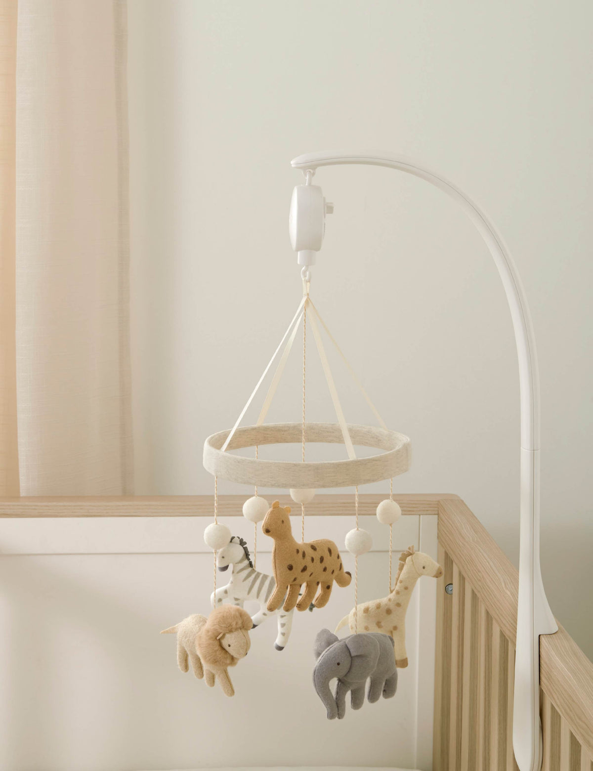 Mamas And Papas Born To Be Wild Musical Mobile With Wind Up Calming Safari Animals For Baby Sleep — image 2
