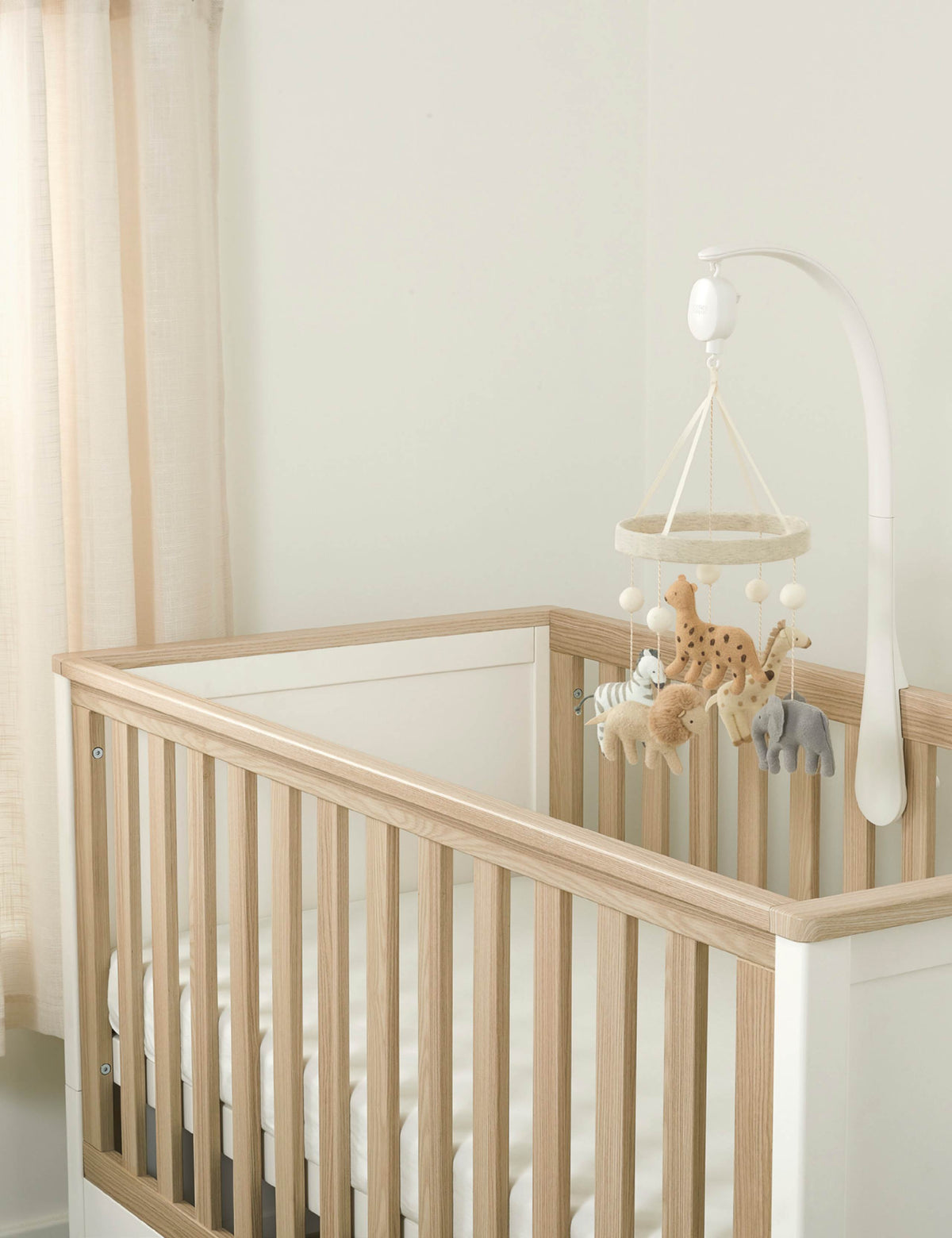 Mamas And Papas Born To Be Wild Musical Mobile With Wind Up Calming Safari Animals For Baby Sleep — image 3